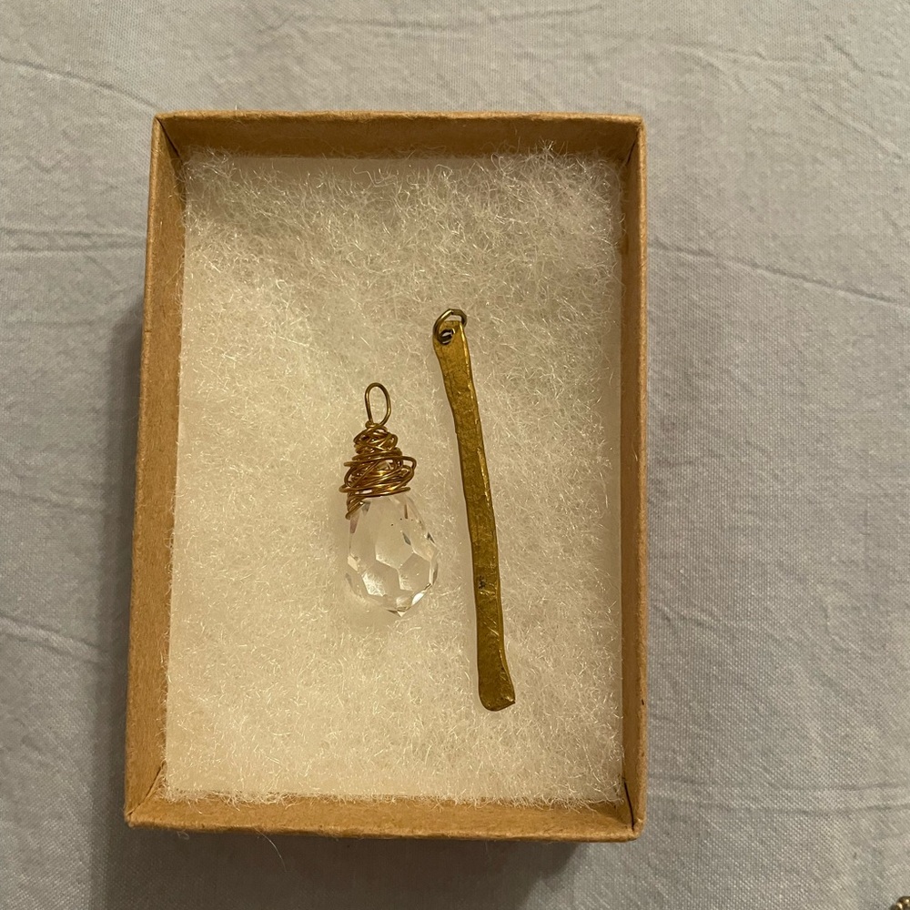 Gold and Clear Crystal Necklace Set